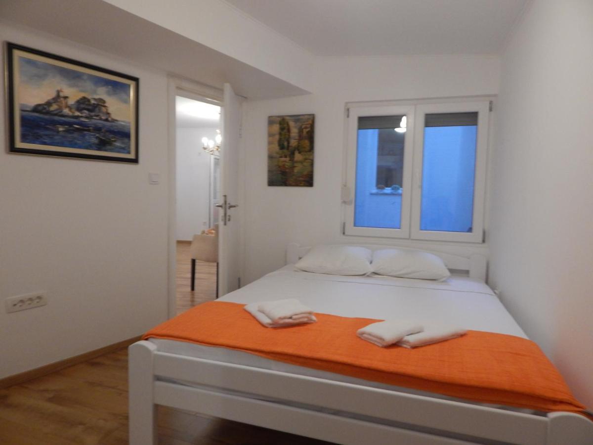 Sveti Stefan- Apartment Dora מראה חיצוני תמונה