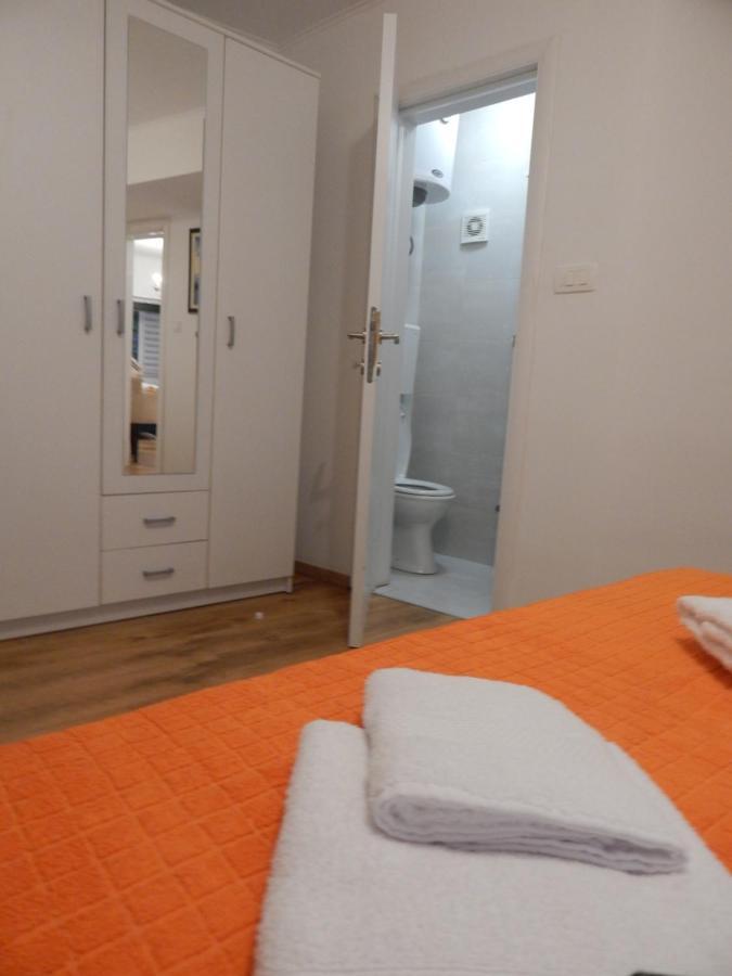 Sveti Stefan- Apartment Dora מראה חיצוני תמונה