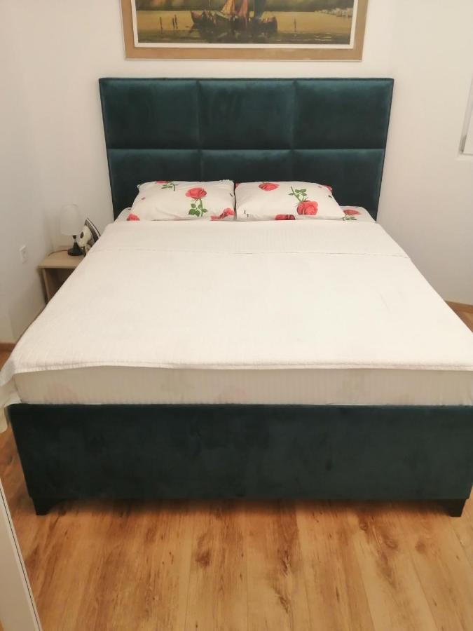 Sveti Stefan- Apartment Dora מראה חיצוני תמונה