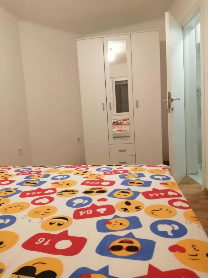 Sveti Stefan- Apartment Dora מראה חיצוני תמונה